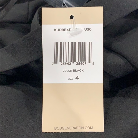 BCBG Generation Crossback Strappy Romper NWT - Picture 10 of 11